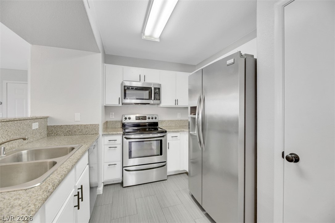 2300 Silverado Ranch Boulevard 1100 Property Photo 7