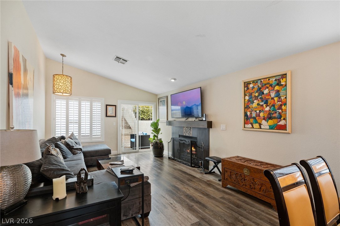 209 Sandpiper Village Way Property Photo 7