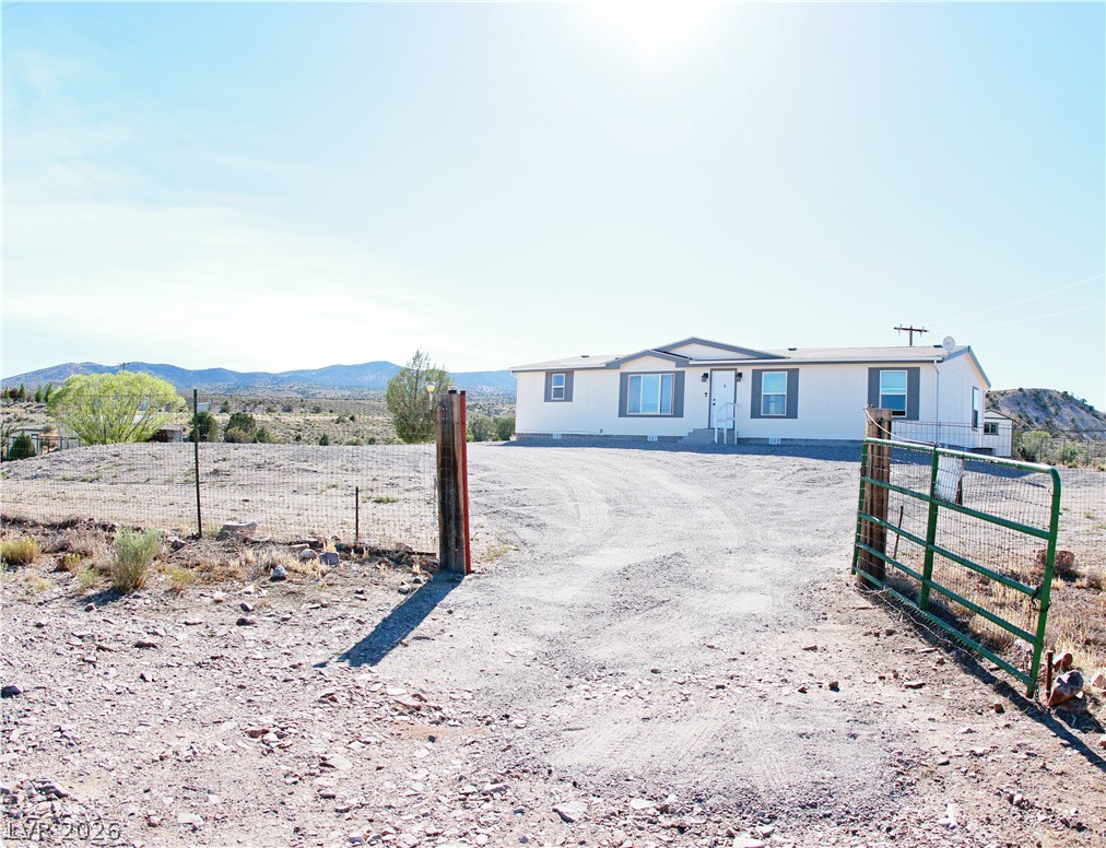 5231 Ruby Way Property Photo 4