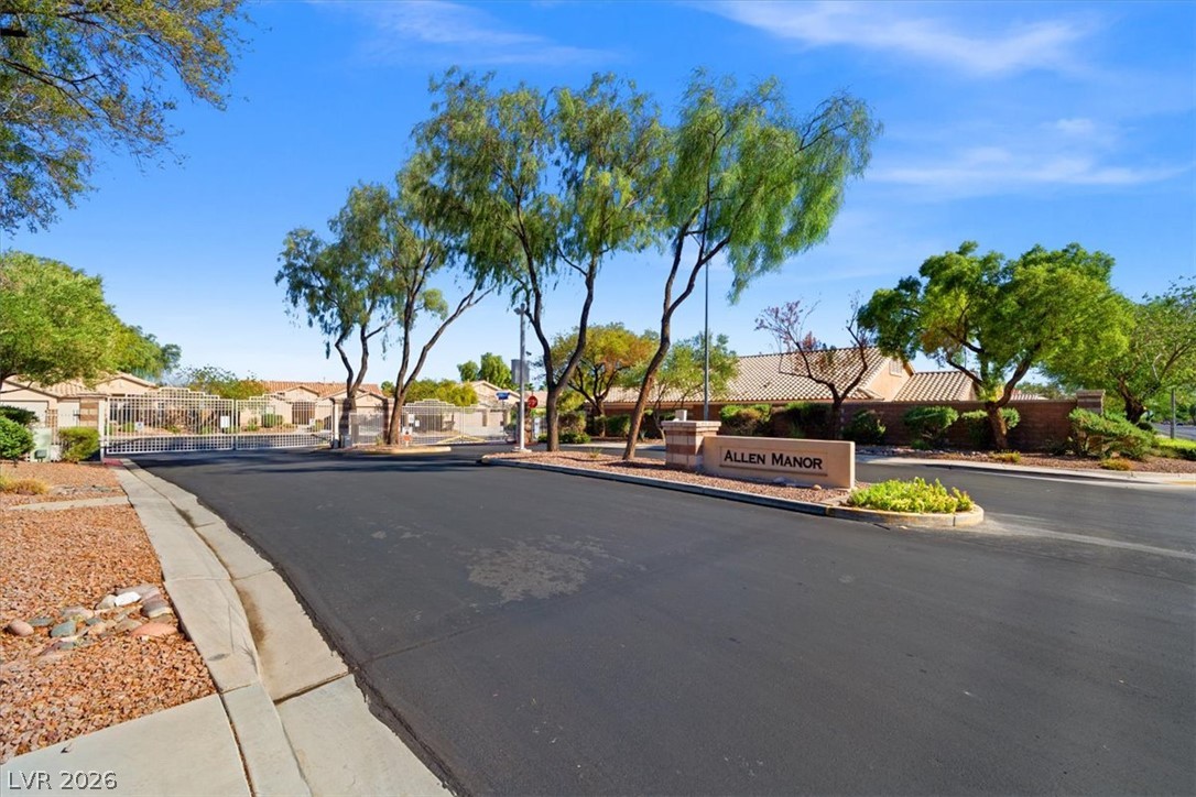 6217 Double Oak Street Property Photo 2
