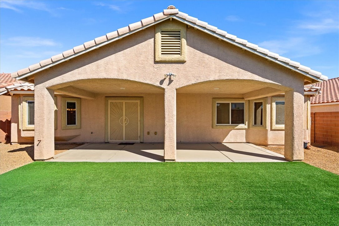 6217 Double Oak Street Property Photo 4
