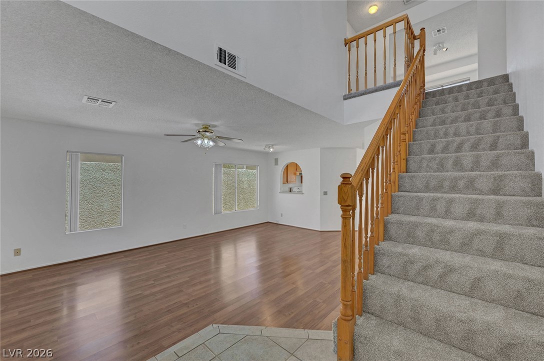 1465 Lodgepole Drive Property Photo 2
