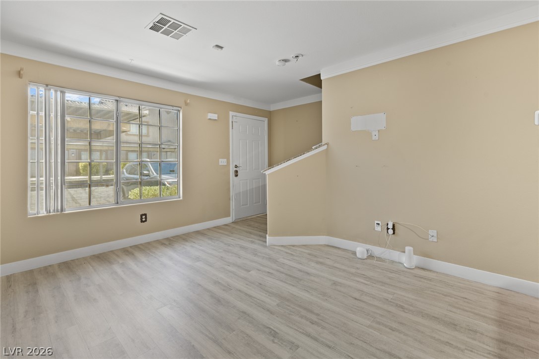 2205 Sleepy Court Property Photo 3