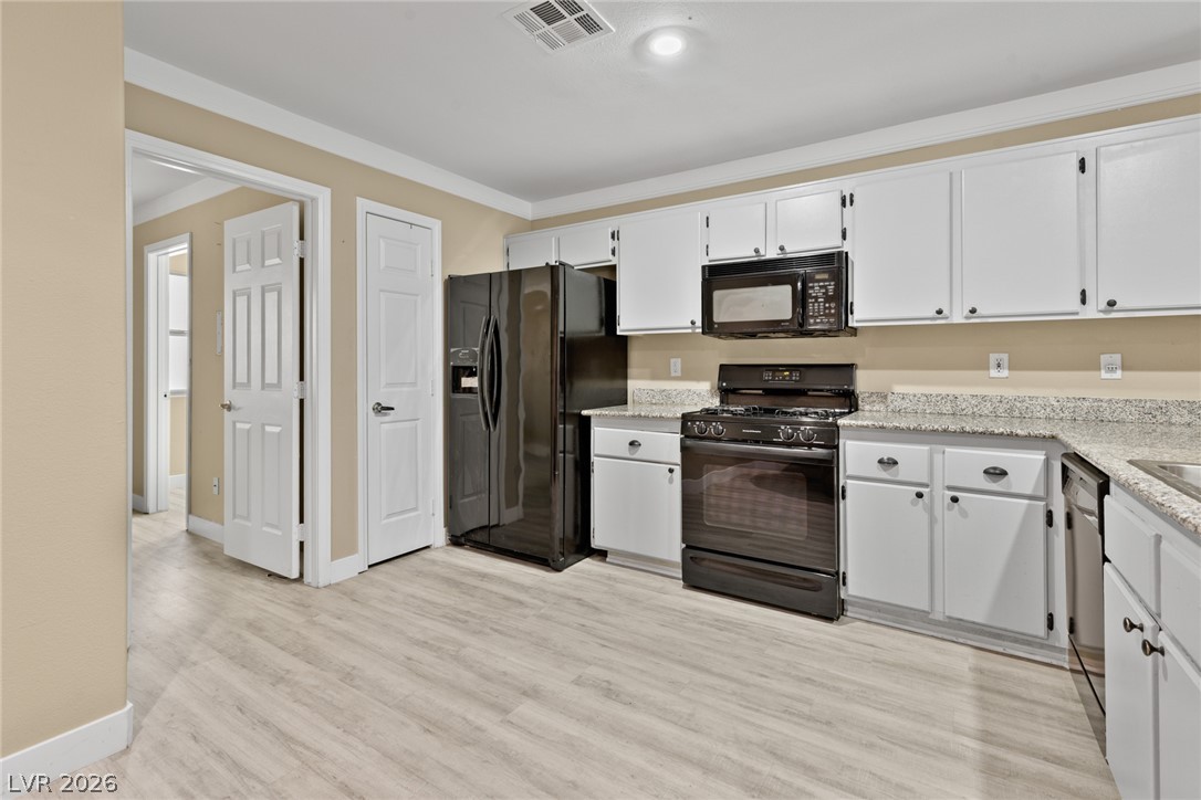 2205 Sleepy Court Property Photo 12