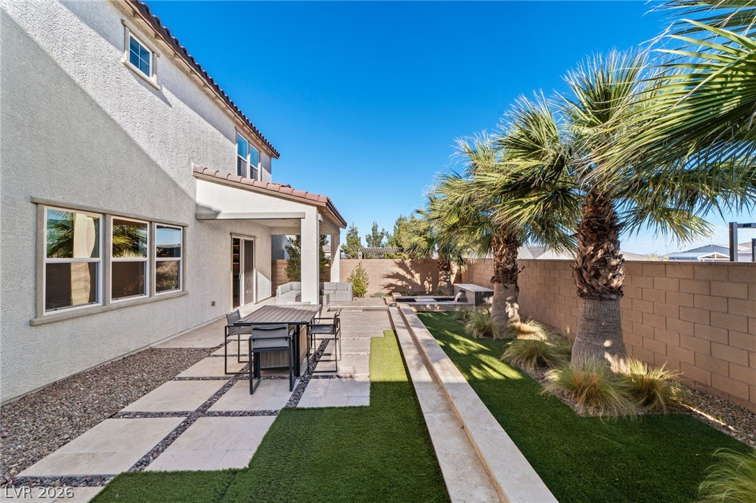 10125 Sequoia Glen Avenue Property Photo 38