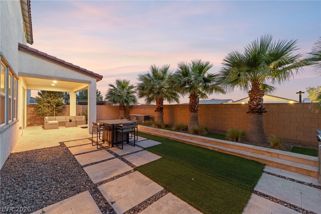 10125 Sequoia Glen Avenue Property Photo 80