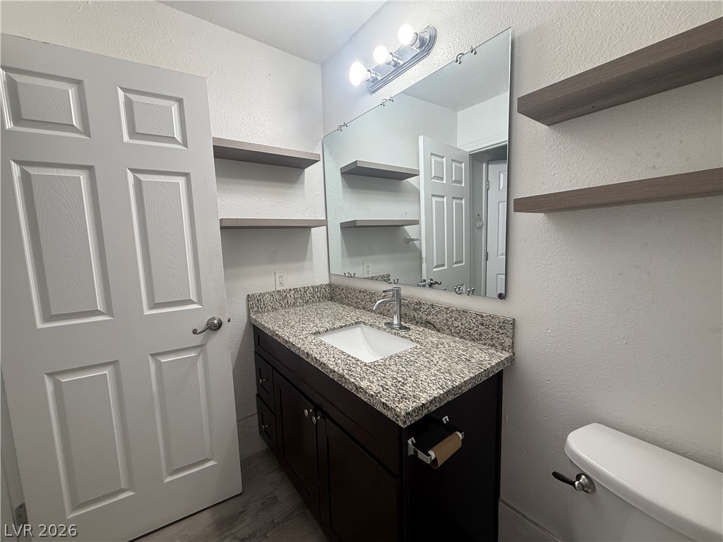 6208 Ilanos Lane Lane B Property Photo 10