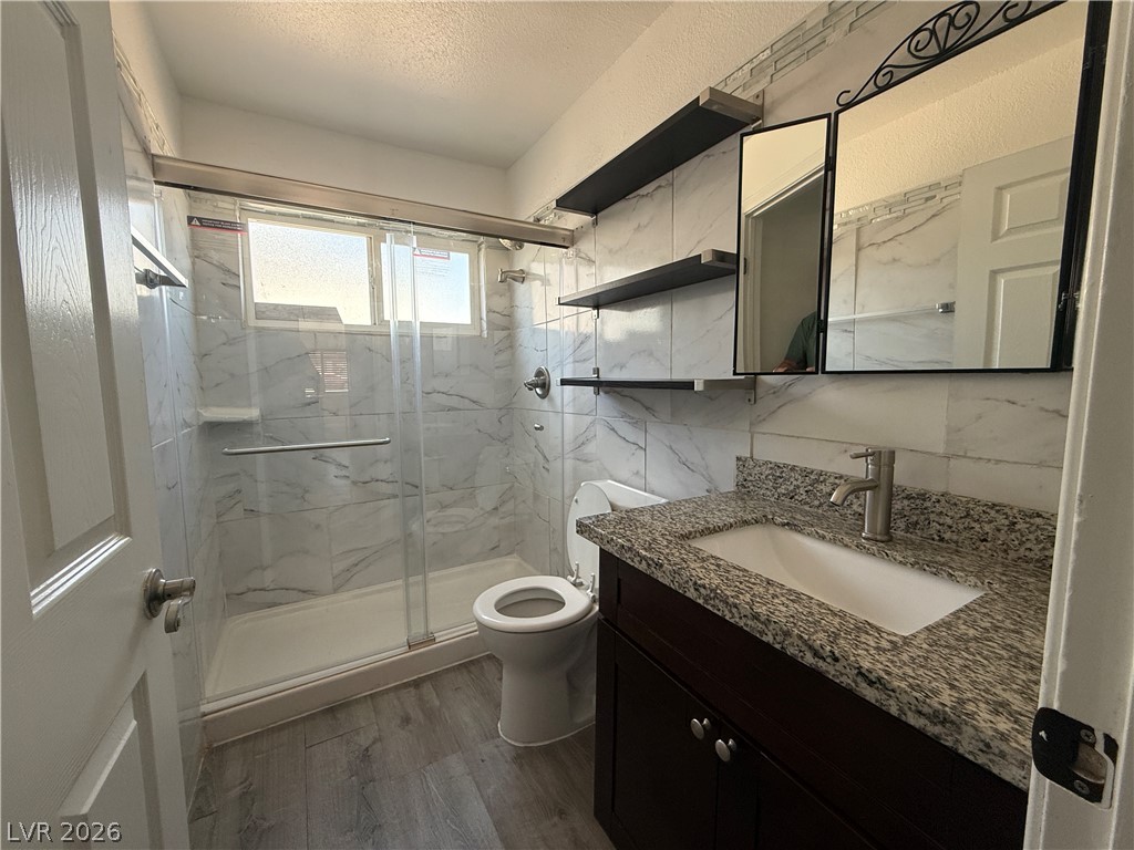 6208 Ilanos Lane Lane B Property Photo 11