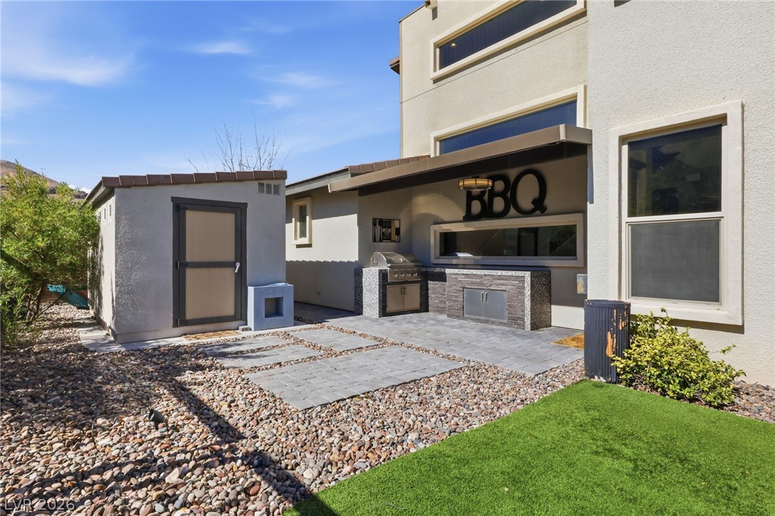 6044 Andezano Drive Property Photo 19