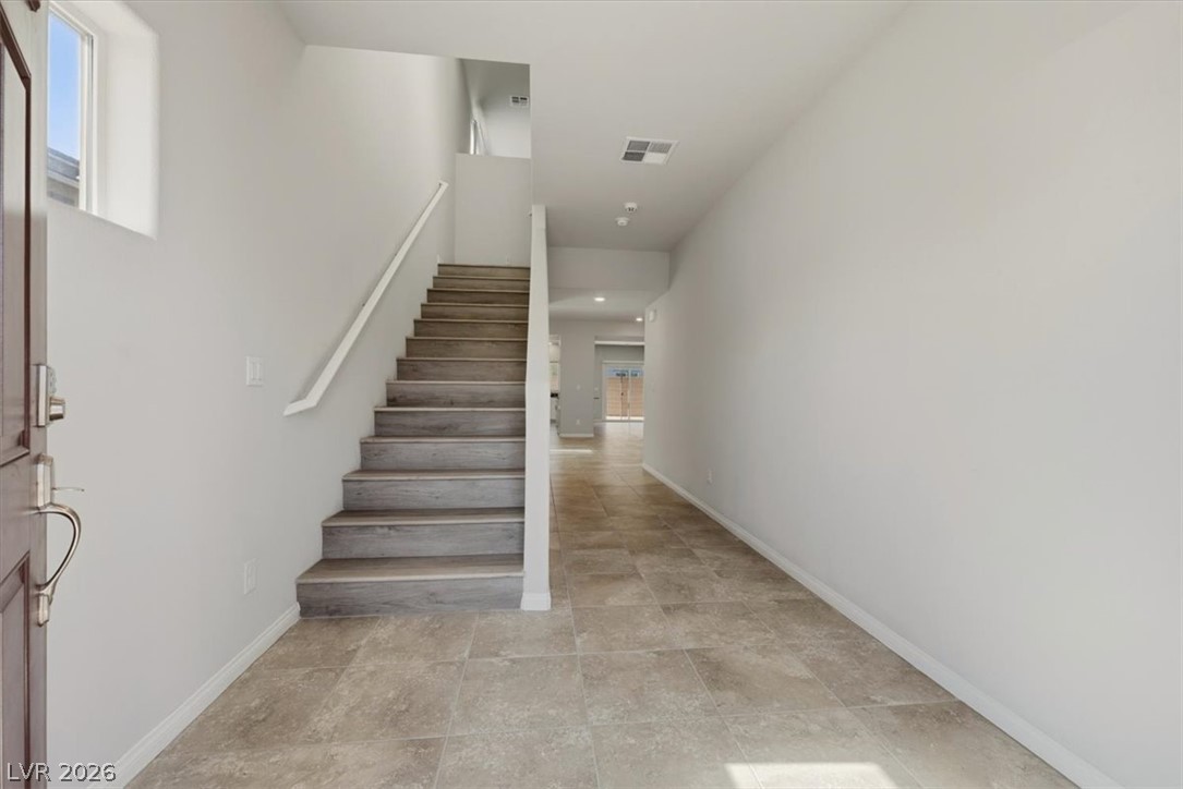 1058 Willow Berry Avenue Property Photo 2