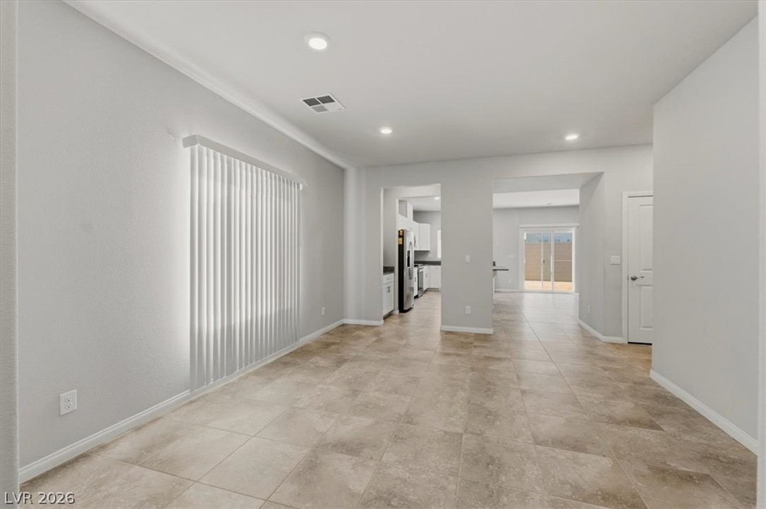 1058 Willow Berry Avenue Property Photo 3