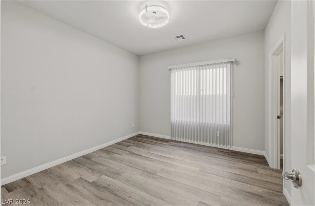 1058 Willow Berry Avenue Property Photo 8