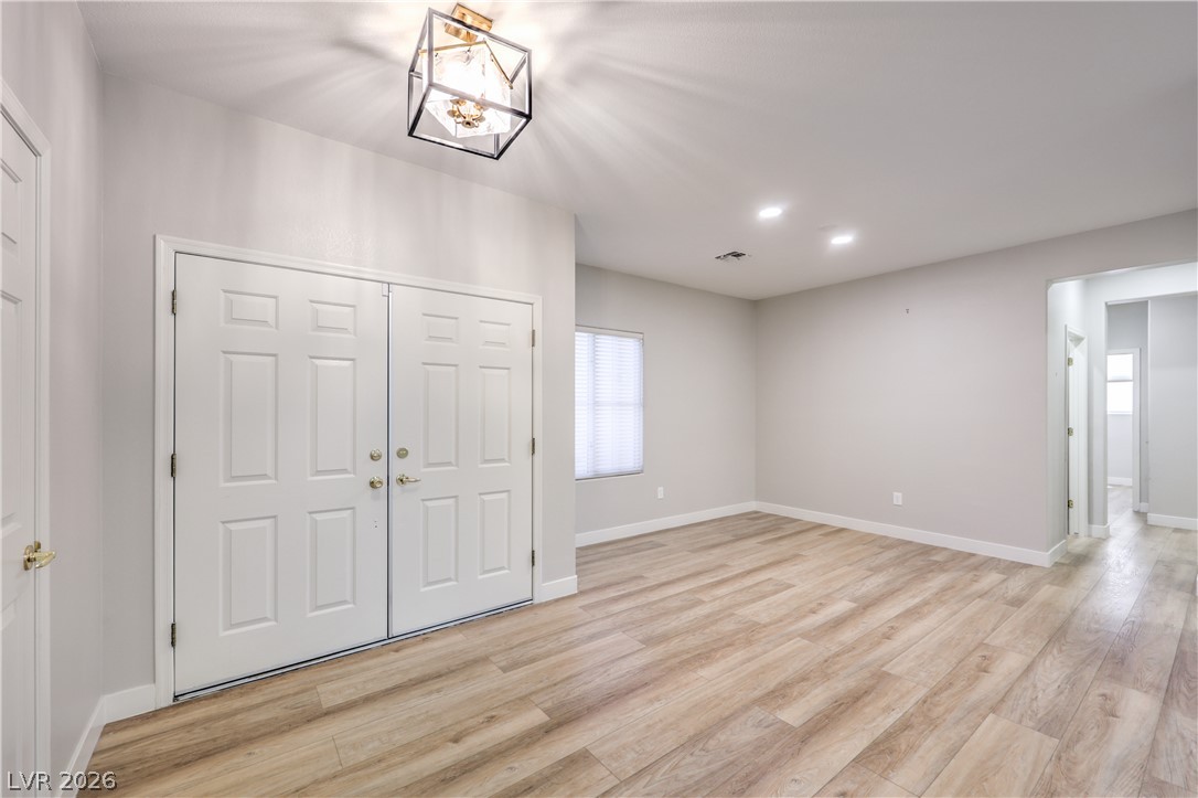 3017 Walnut Park Court Property Photo 4
