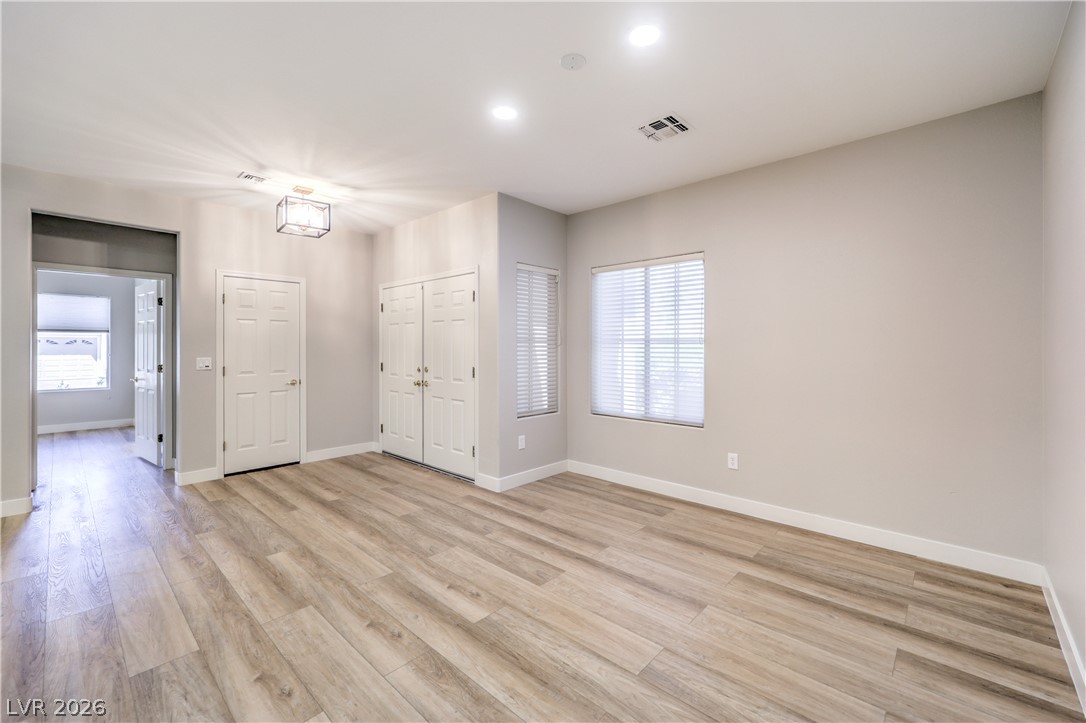 3017 Walnut Park Court Property Photo 6