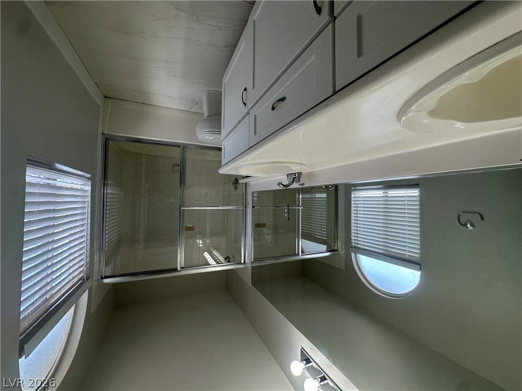 9732 Silver Dusk Court Property Photo 11