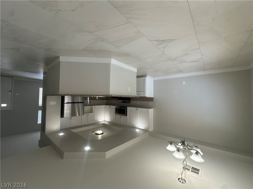 9732 Silver Dusk Court Property Photo 15