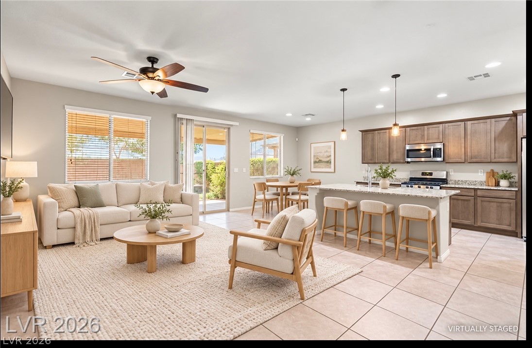 8973 Drummer Bay Avenue Property Photo 4