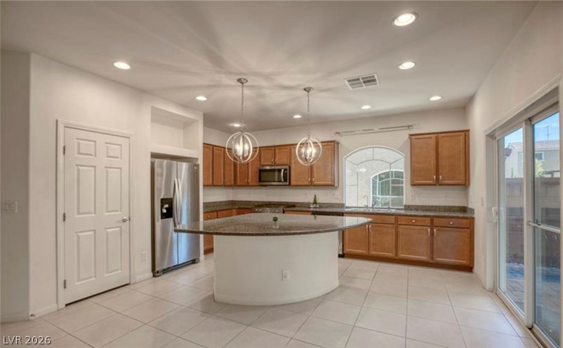 5371 Kennedy Hill Avenue Property Photo 6