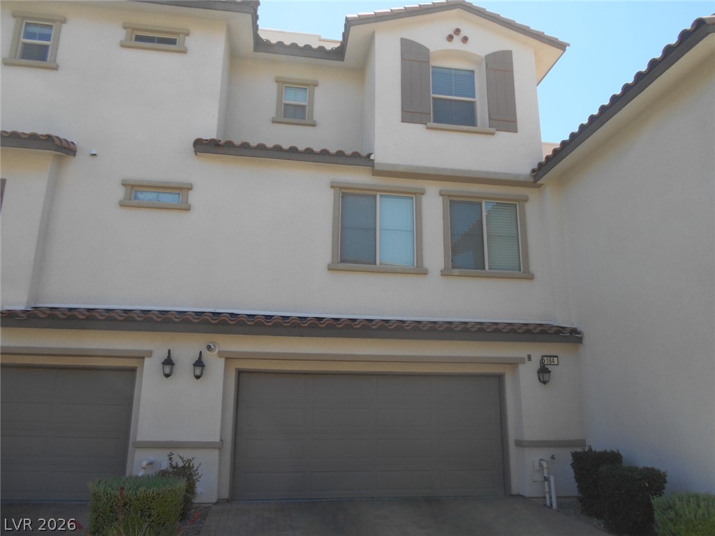 184 Petaluma Valley Drive Property Photo 3