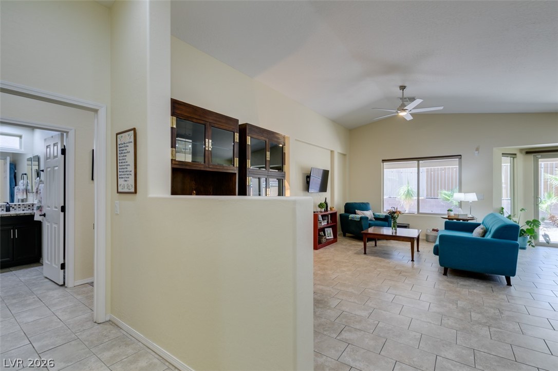 5913 Sammarra Street Property Photo 7