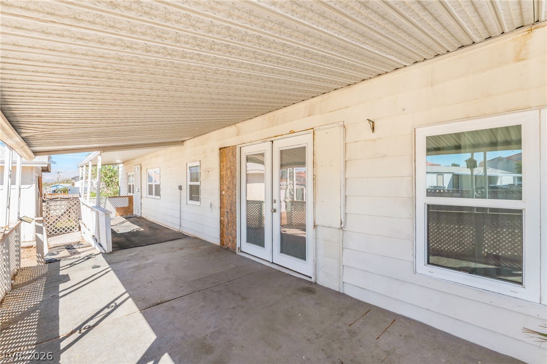 2029 College Circle Property Photo 10