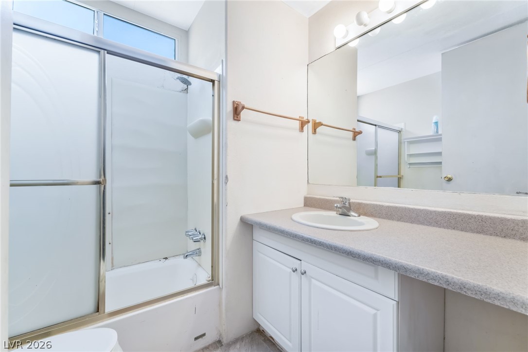 2029 College Circle Property Photo 17
