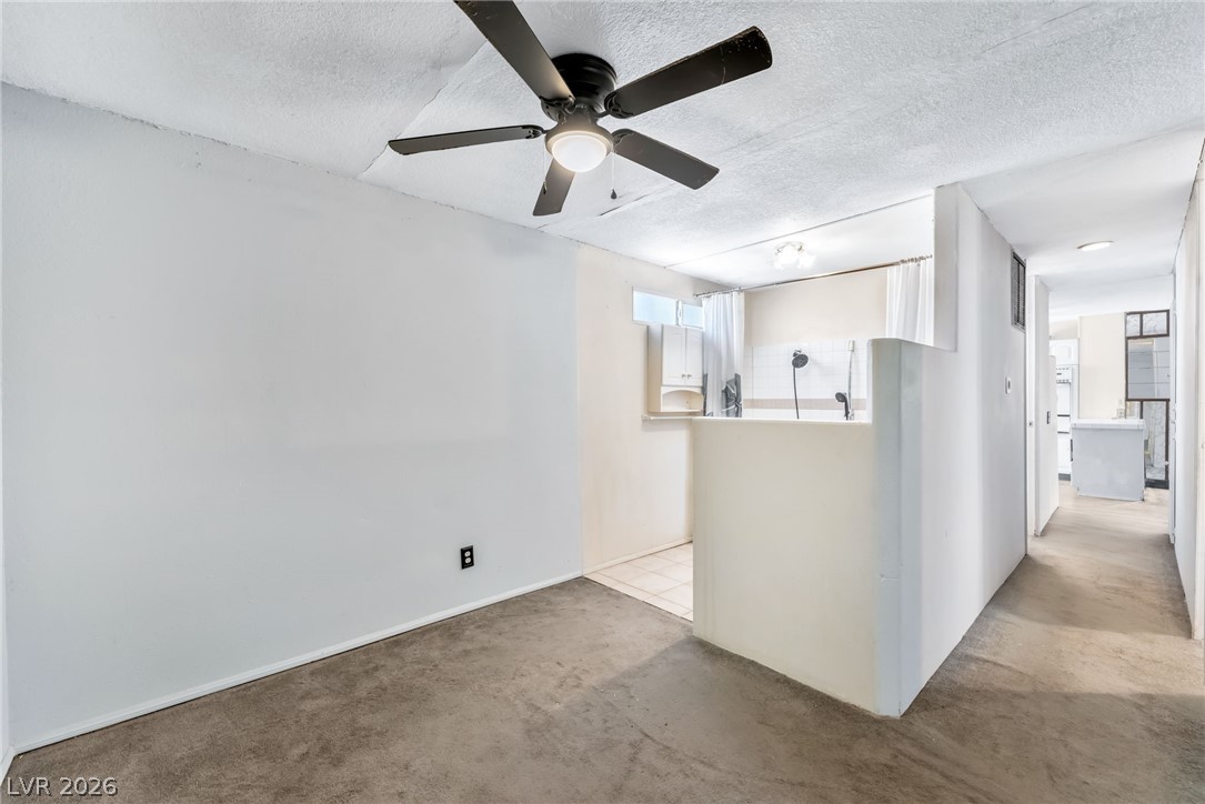 2029 College Circle Property Photo 26