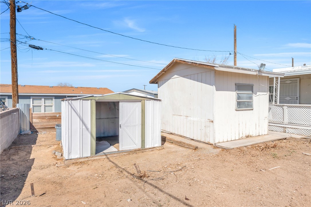 2029 College Circle Property Photo 33