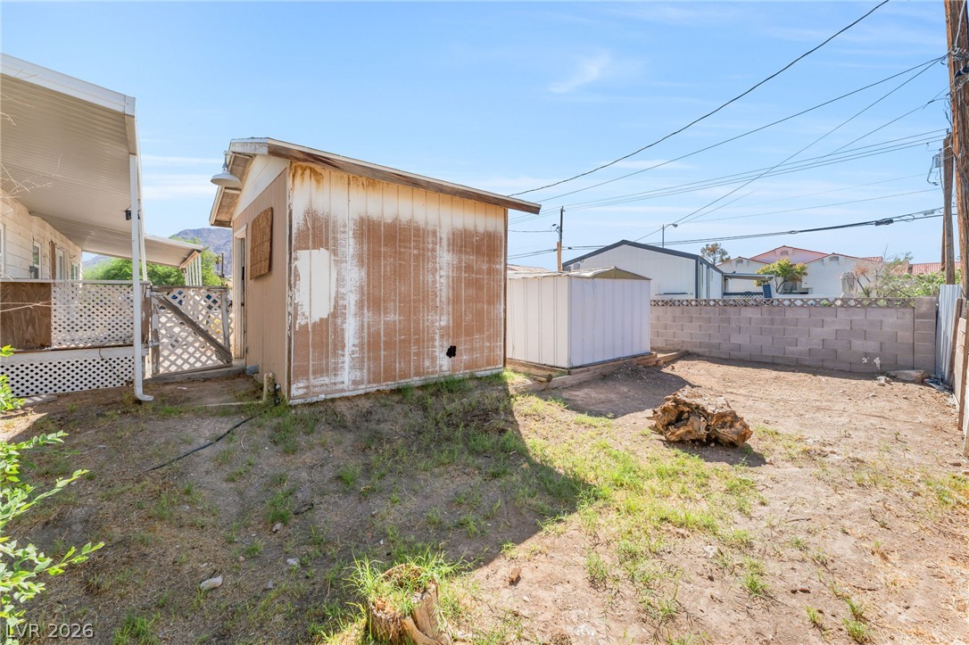 2029 College Circle Property Photo 35