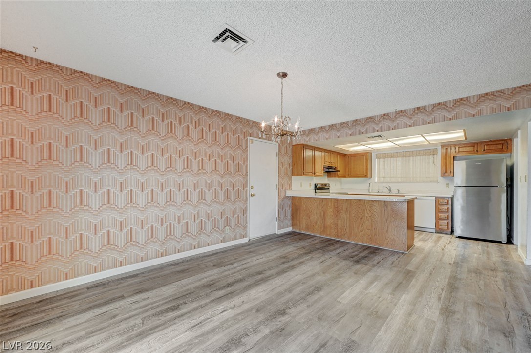 3660 Thom Boulevard Property Photo 13