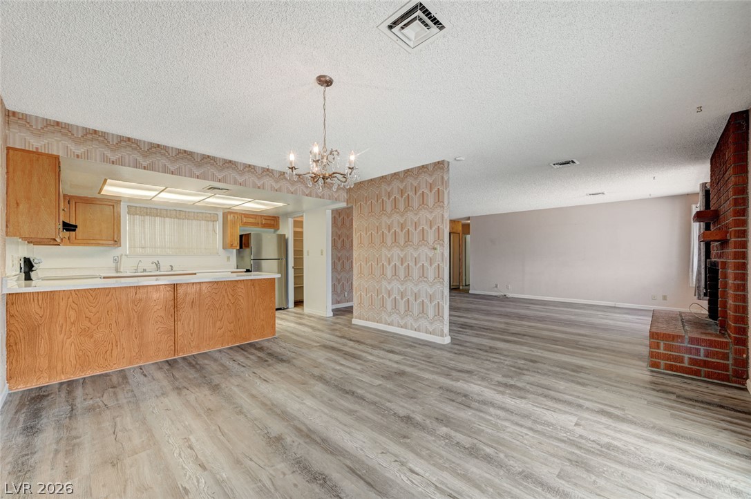 3660 Thom Boulevard Property Photo 14