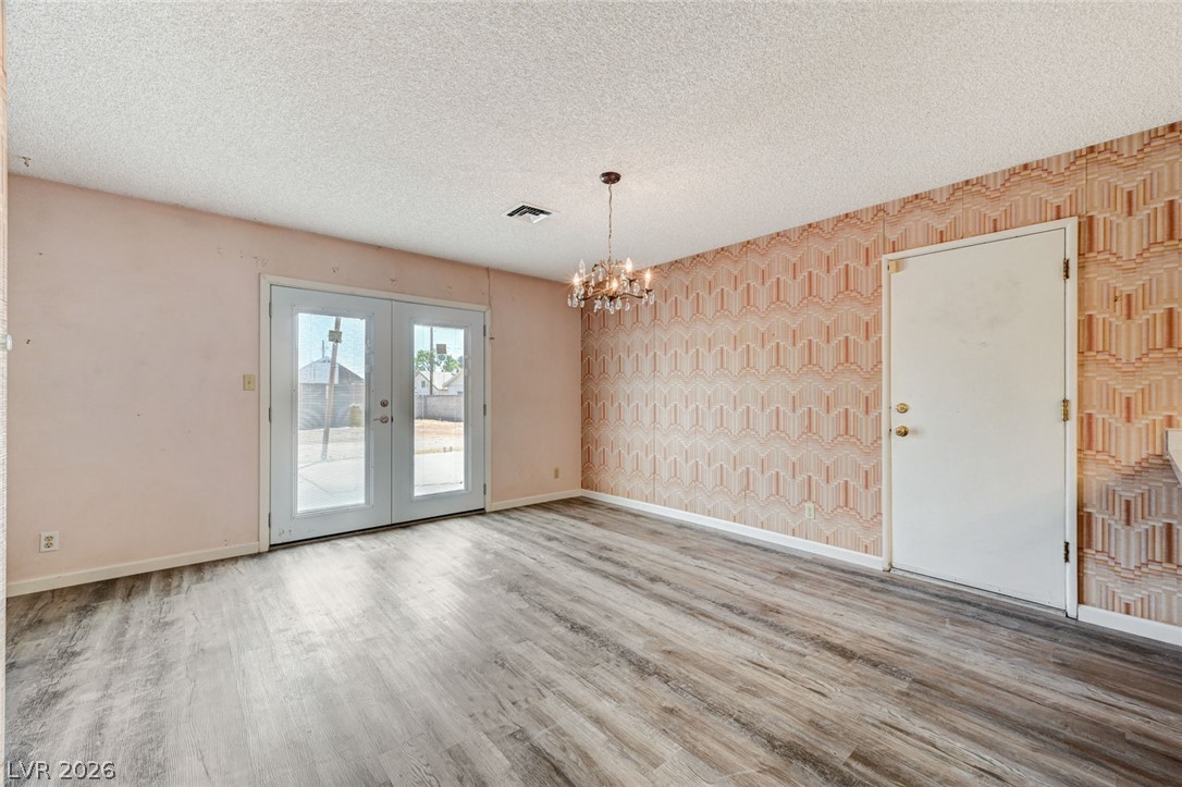 3660 Thom Boulevard Property Photo 16
