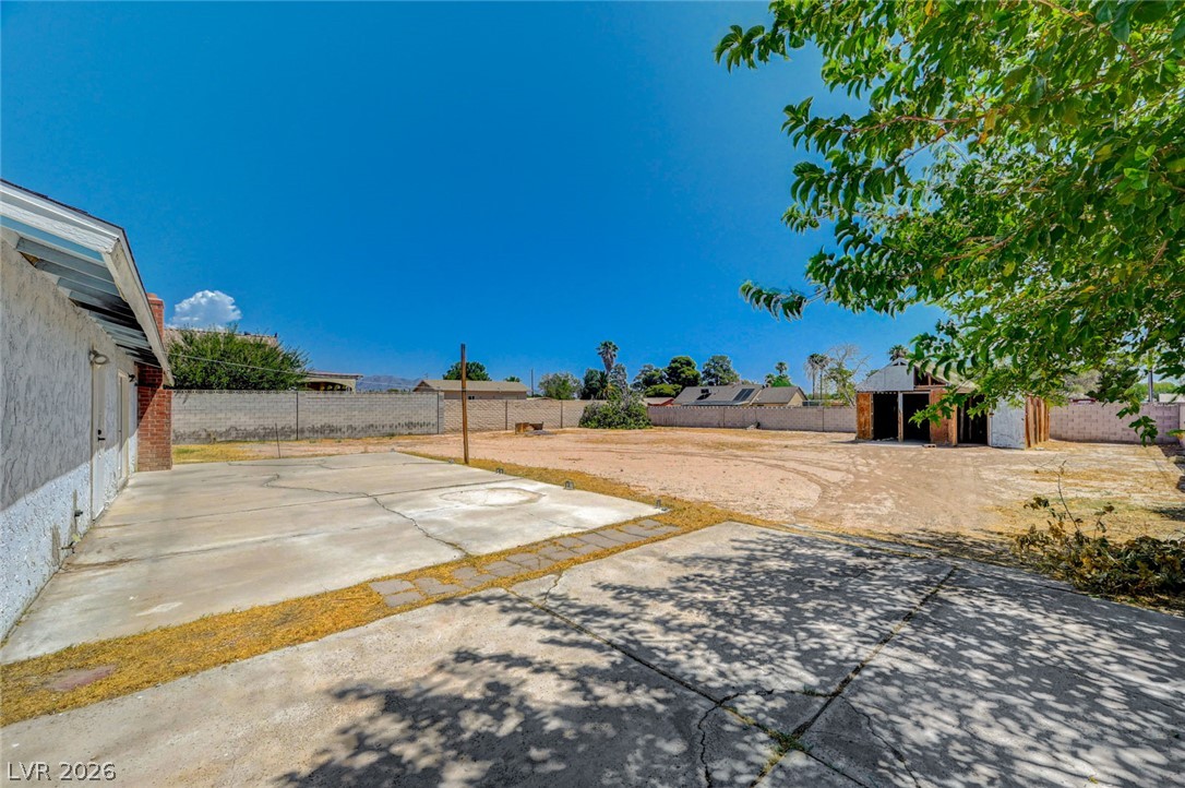 3660 Thom Boulevard Property Photo 39