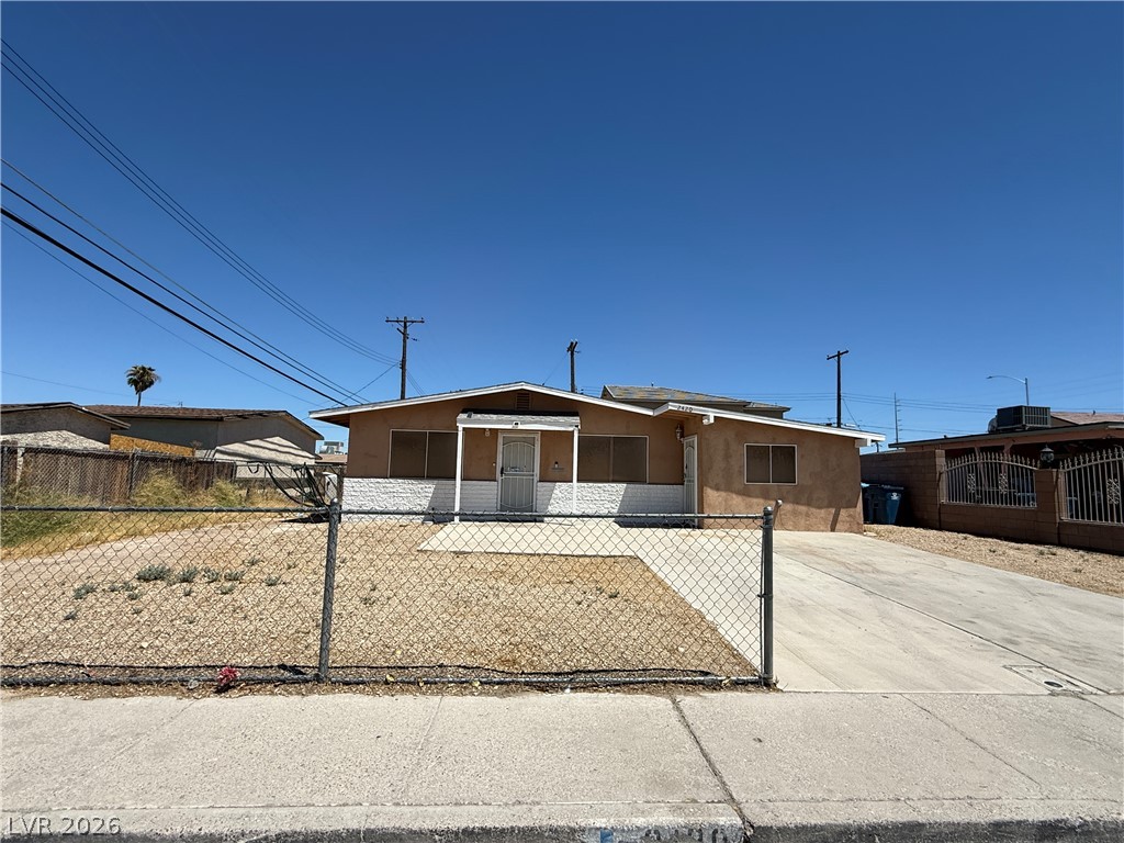 2420 North Street Property Photo 1