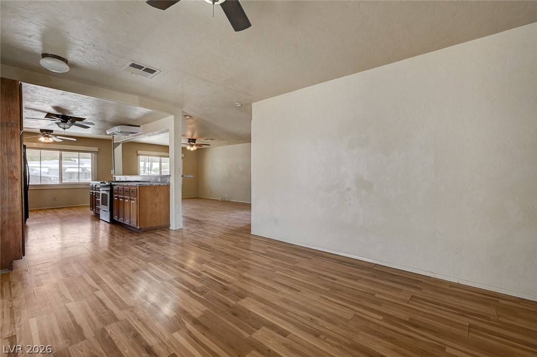 1017 El Camino Circle Property Photo 25