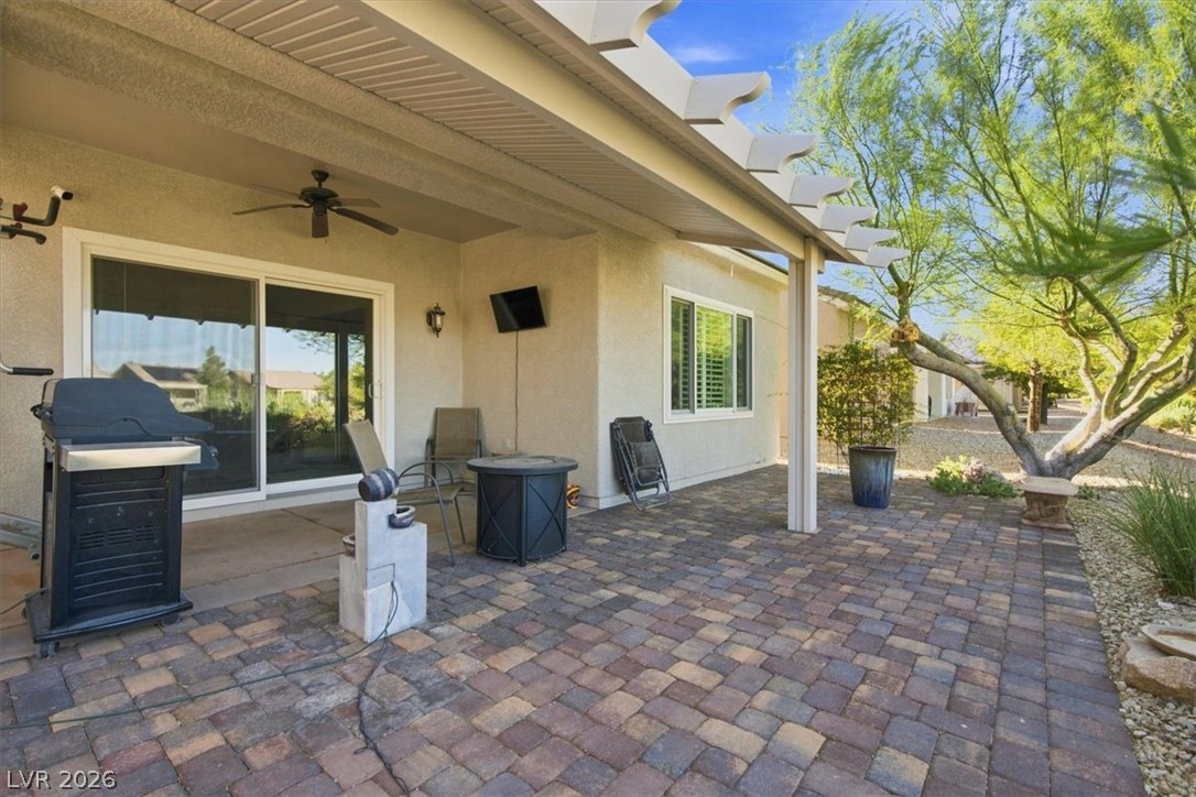 7374 Grassquit Street Property Photo 5