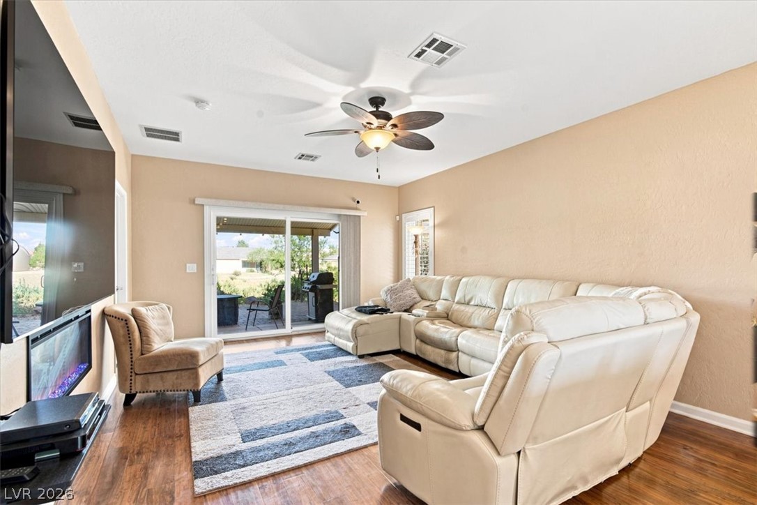 7374 Grassquit Street Property Photo 17