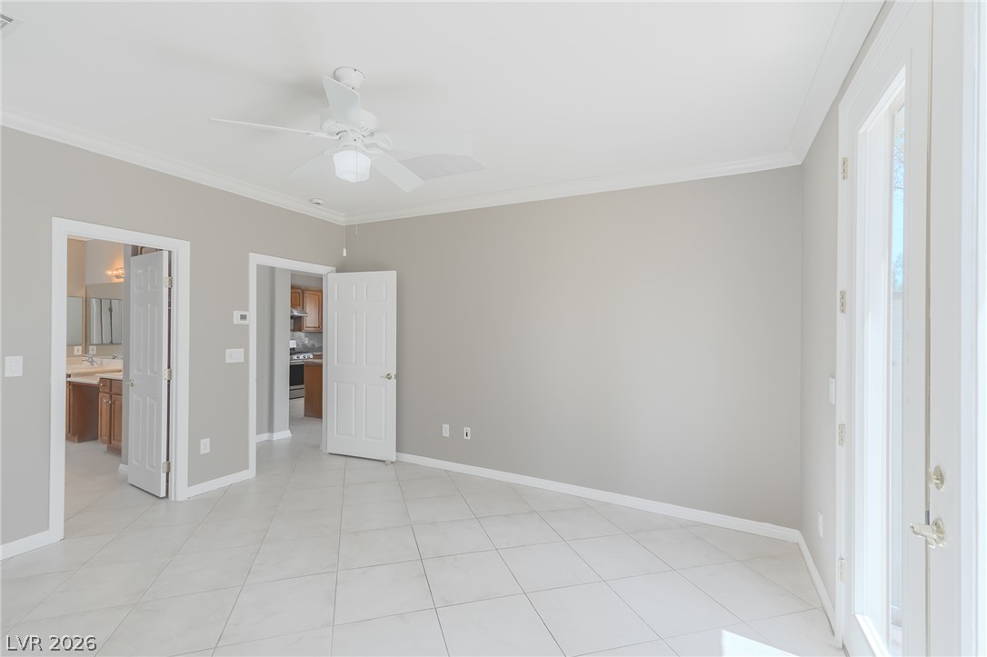 10227 Donde Avenue Property Photo 16