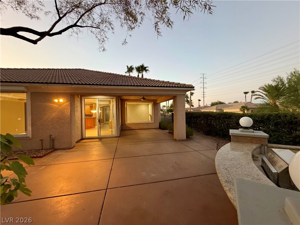10227 Donde Avenue Property Photo 34