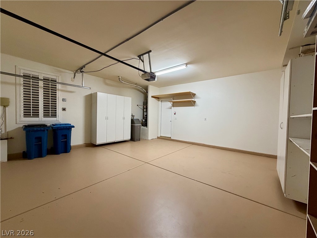 10227 Donde Avenue Property Photo 42