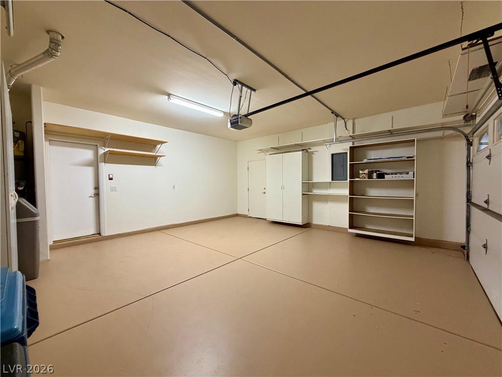 10227 Donde Avenue Property Photo 43