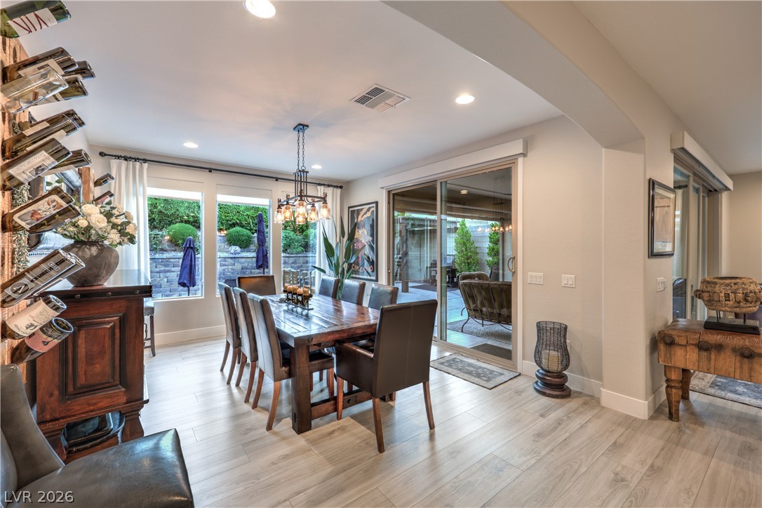 8265 Skye Peak Street Property Photo 12