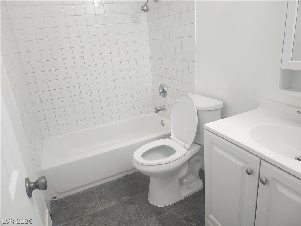 3437 East Cheyenne Avenue C Property Photo 6