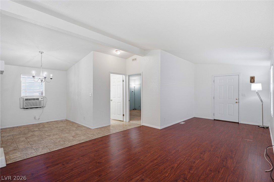 4589 Royal Ridge Boulevard Property Photo 6