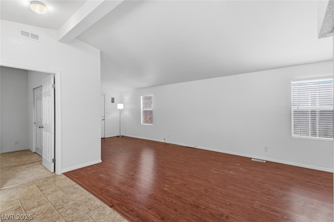 4589 Royal Ridge Boulevard Property Photo 7