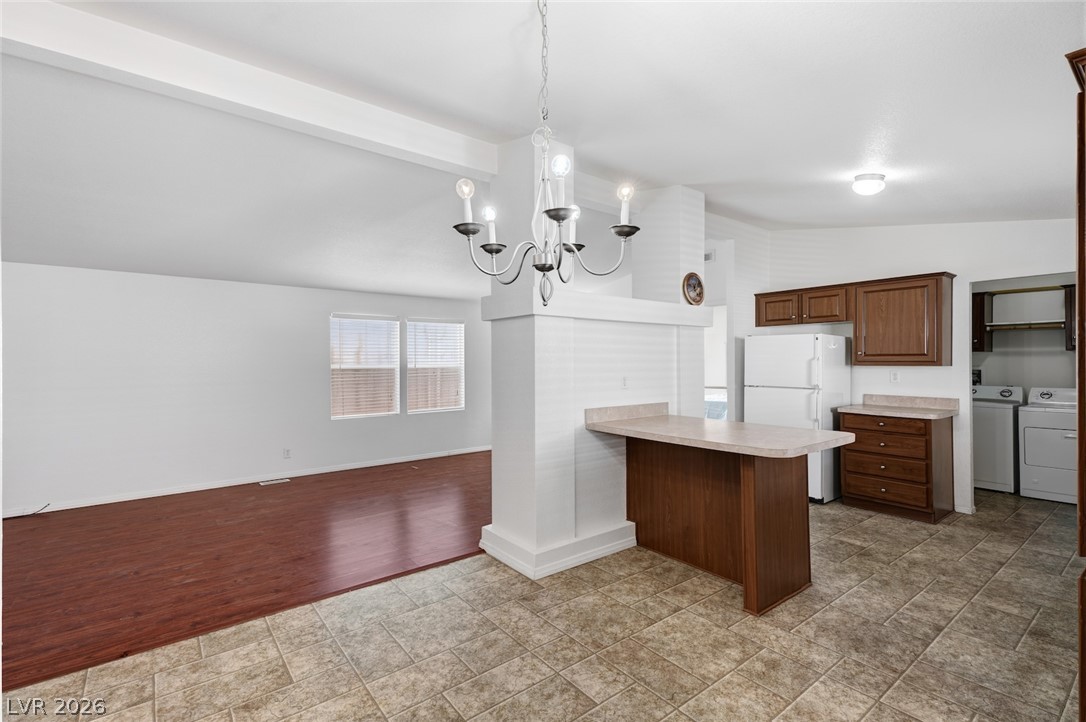 4589 Royal Ridge Boulevard Property Photo 19