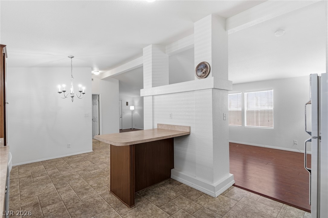 4589 Royal Ridge Boulevard Property Photo 20