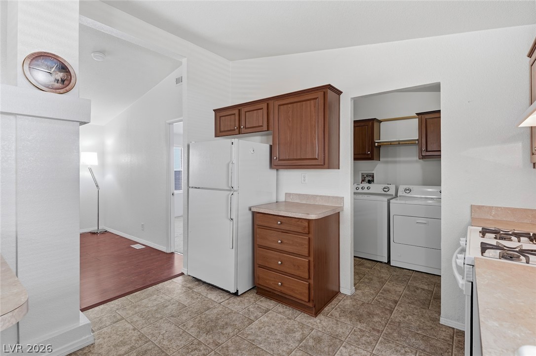 4589 Royal Ridge Boulevard Property Photo 25