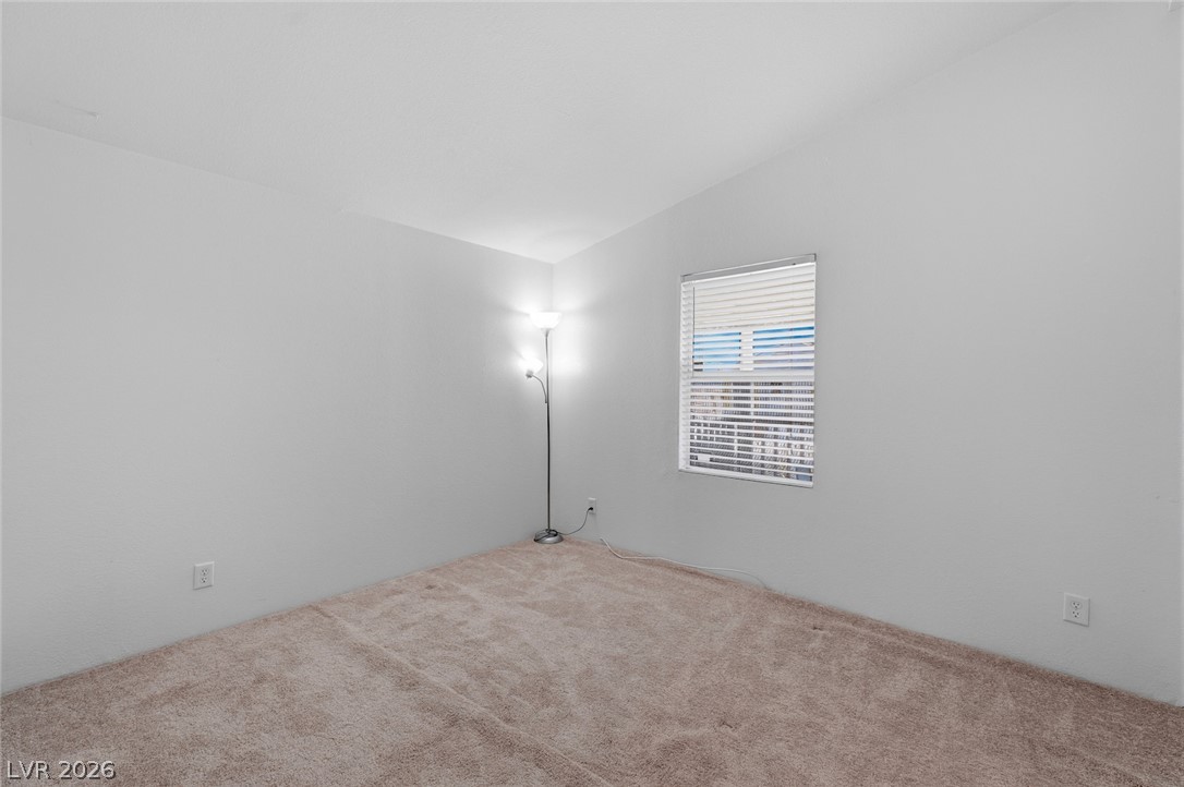 4589 Royal Ridge Boulevard Property Photo 32
