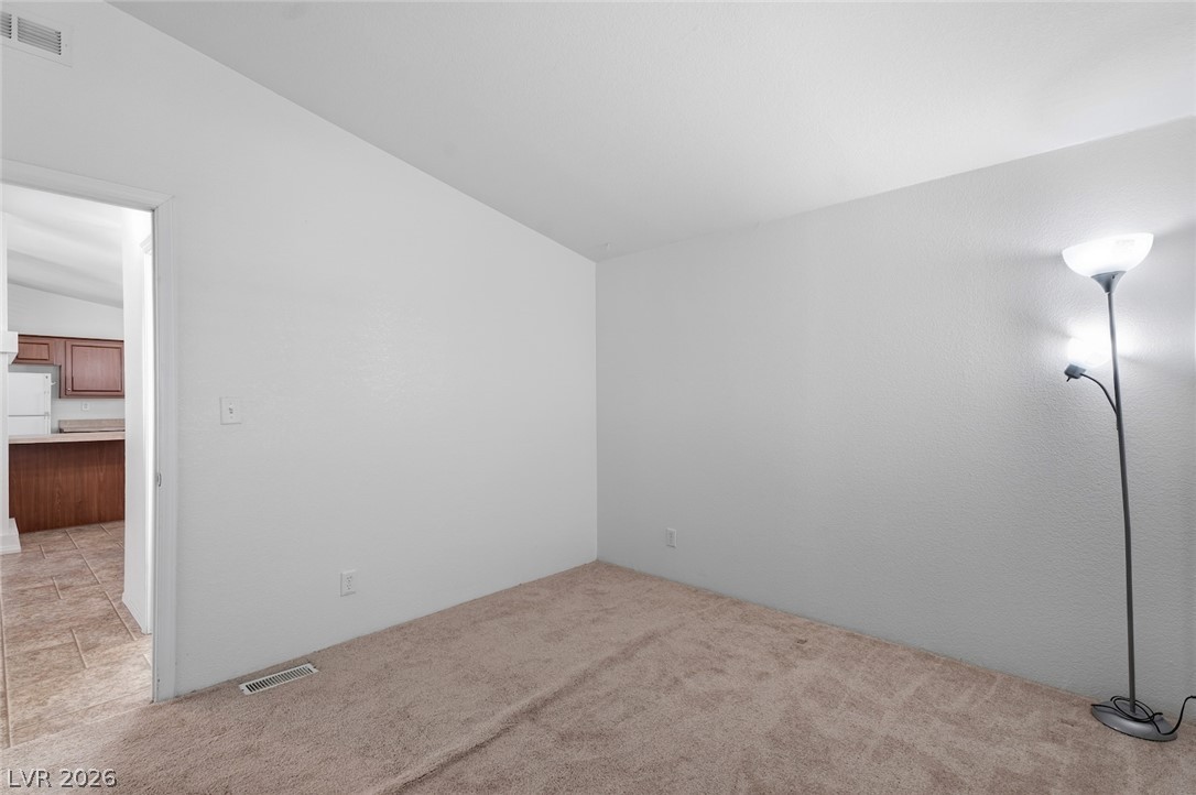 4589 Royal Ridge Boulevard Property Photo 33